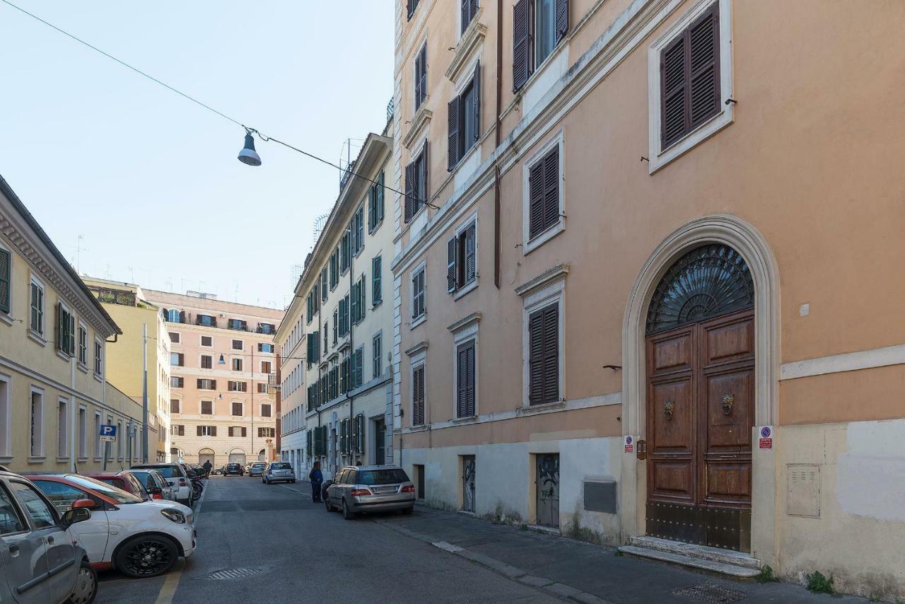 San Giovanni & Colosseo Roomy Flat Rom Exterior foto