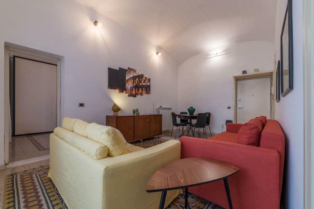 San Giovanni & Colosseo Roomy Flat Rom Exterior foto