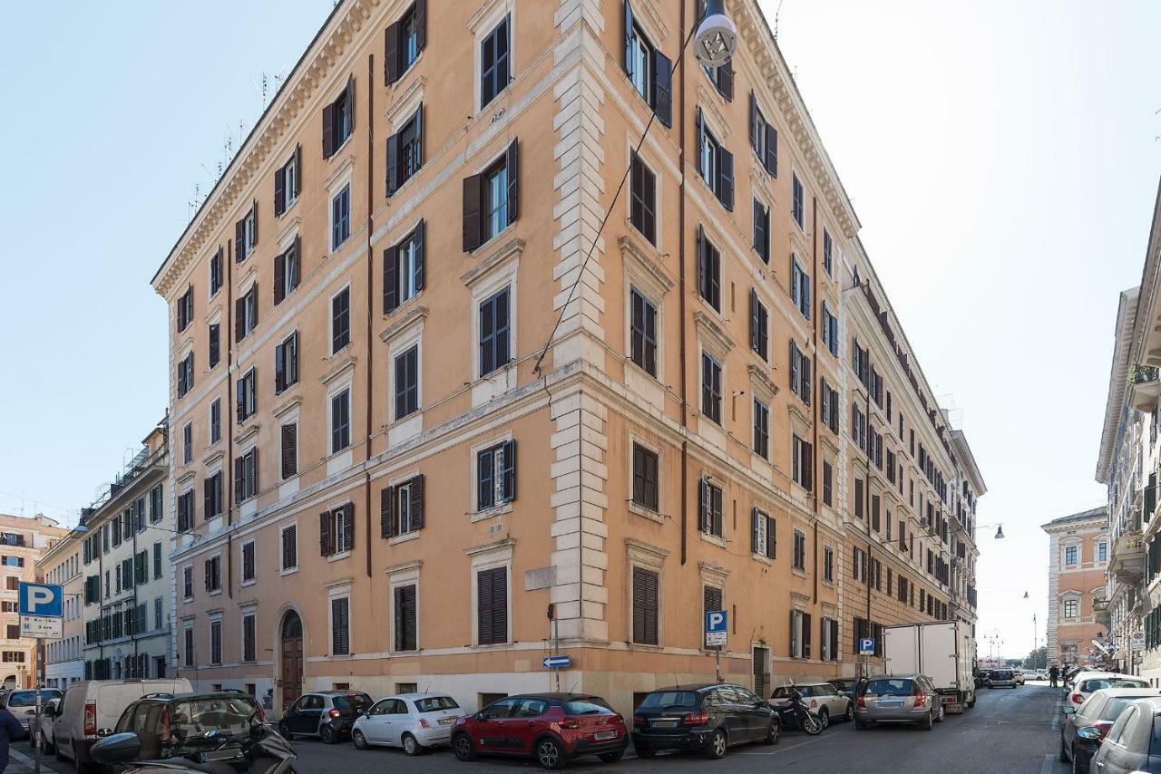 San Giovanni & Colosseo Roomy Flat Rom Exterior foto
